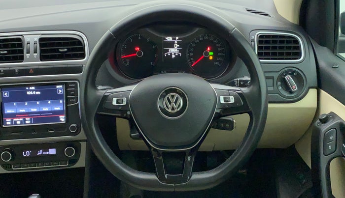 2022 Volkswagen Vento HIGHLINE PLUS 1.0L TSI AT, Petrol, Automatic, 23,943 km, Steering Wheel Close Up