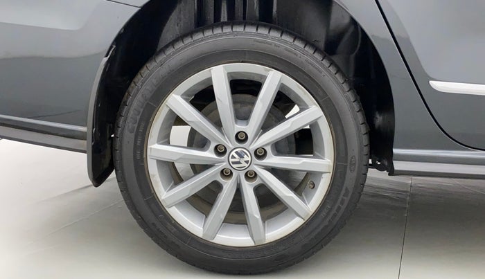 2022 Volkswagen Vento HIGHLINE PLUS 1.0L TSI AT, Petrol, Automatic, 23,943 km, Right Rear Wheel