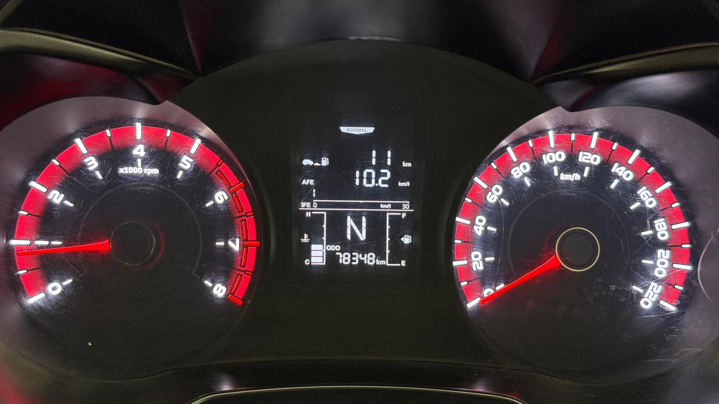 2019 Mahindra XUV300 W6 1.2 PETROL, Petrol, Manual, 78,347 km, Odometer Image