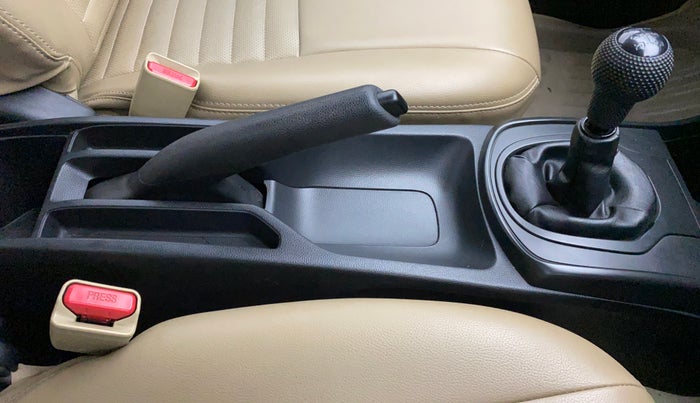 2016 Honda City 1.5L I-VTEC E MT, Petrol, Manual, 69,102 km, Gear Lever