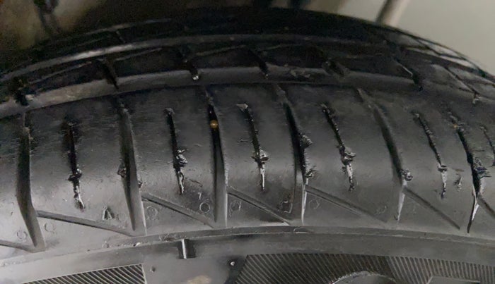 2021 Maruti Alto VXI, Petrol, Manual, 14,583 km, Left Rear Tyre Tread