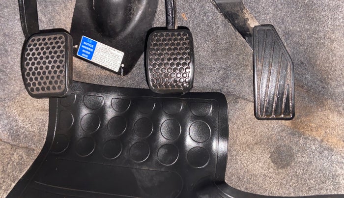 2021 Maruti Alto VXI, Petrol, Manual, 14,583 km, Pedals