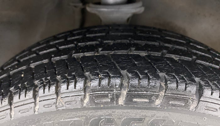 2017 Maruti Alto K10 VXI, Petrol, Manual, 20,617 km, Right Front Tyre Tread