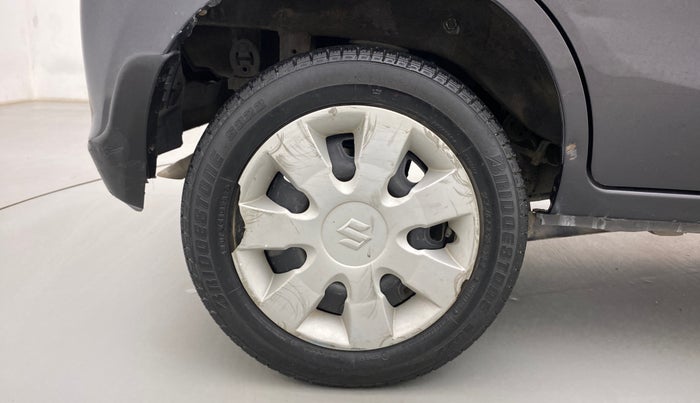 2017 Maruti Alto K10 VXI, Petrol, Manual, 20,617 km, Right Rear Wheel