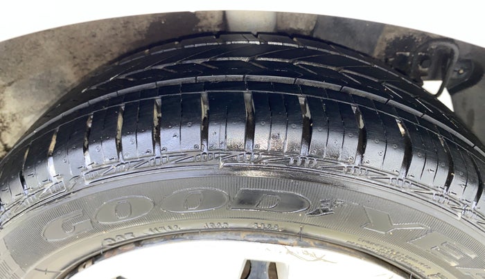 2014 Hyundai Xcent BASE 1.2, Petrol, Manual, 74,800 km, Left Rear Tyre Tread