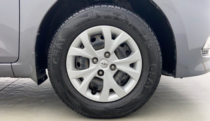2017 Hyundai Elite i20 SPORTZ 1.2, Petrol, Manual, 32,251 km, Right Front Tyre