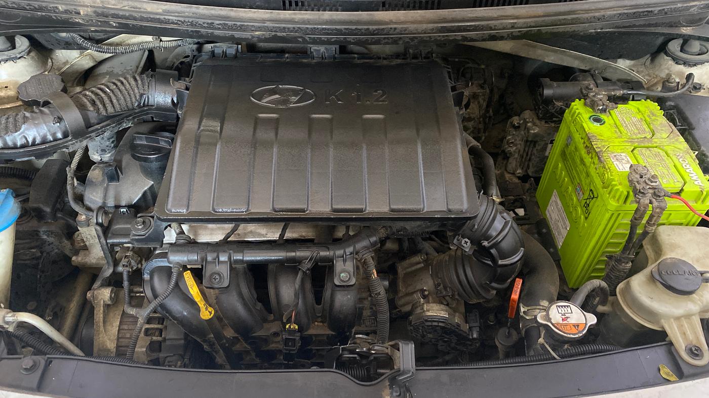 2015 Hyundai Xcent SX AT 1.2 (O), Petrol, Automatic, 85,463 km, Engine View