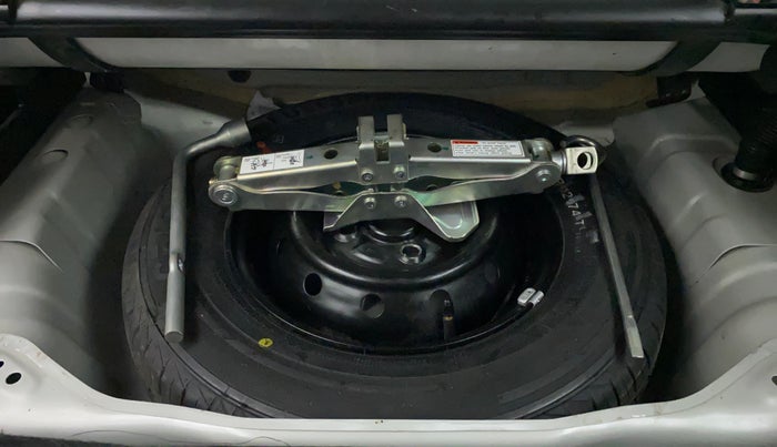 2022 Maruti Alto LXI OPT CNG, CNG, Manual, 25,878 km, Spare Tyre