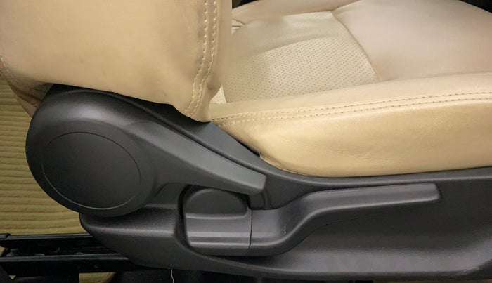 2019 Honda Amaze 1.2L I-VTEC S CVT, Petrol, Automatic, 3,818 km, Driver Side Adjustment Panel