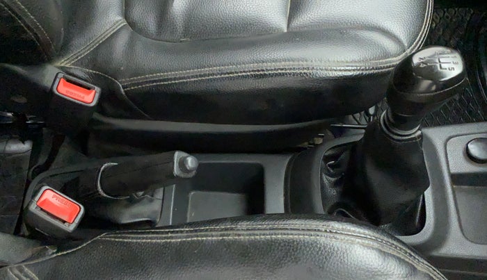 2015 Renault Kwid RXT 0.8, Petrol, Manual, 53,313 km, Gear Lever