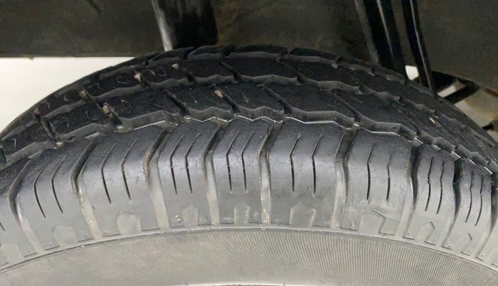 2015 Renault Kwid RXT 0.8, Petrol, Manual, 53,313 km, Right Rear Tyre Tread