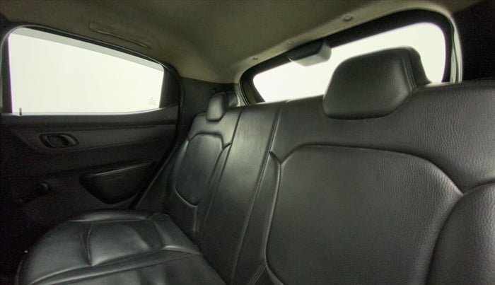 2015 Renault Kwid RXT 0.8, Petrol, Manual, 53,313 km, Right Side Rear Door Cabin