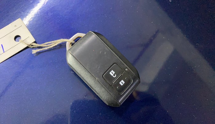 2021 Toyota Glanza G CVT, Petrol, Automatic, 39,919 km, Key Close Up