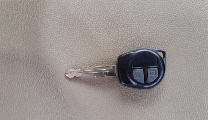 2016 Maruti Wagon R 1.0 VXI AMT, Petrol, Automatic, 48,882 km, Key Close Up