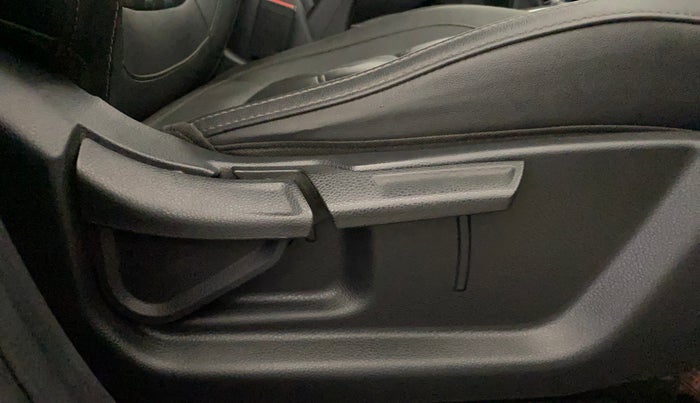 2020 KIA SELTOS HTX ANNIVERSARY EDITION 1.5 PETROL, Petrol, Manual, 42,013 km, Driver Side Adjustment Panel