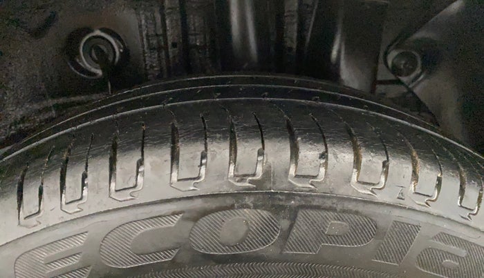 2020 Hyundai Elite i20 SPORTZ PLUS 1.2 DUAL TONE, Petrol, Manual, 27,176 km, Left Rear Tyre Tread