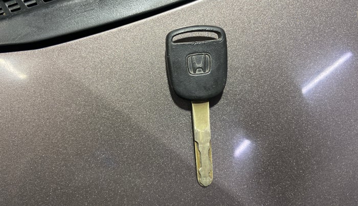 2016 Honda Amaze 1.2L I-VTEC S, Petrol, Manual, 58,118 km, Key Close Up