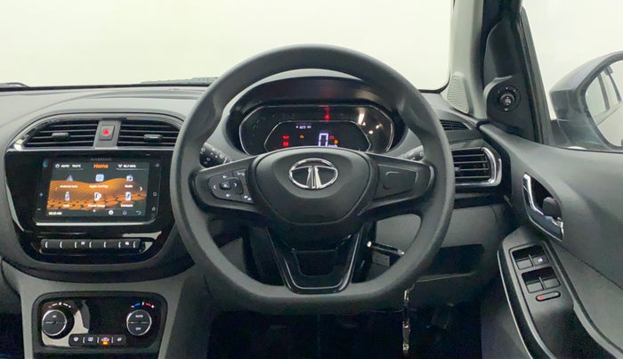 2020 Tata Tiago XZ+ 1.2 Revotron, Petrol, Manual, 10,211 km, Steering Wheel Close Up