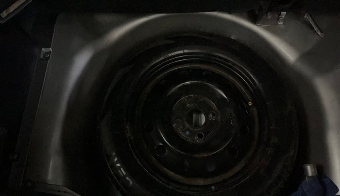 2016 Maruti Swift VXI, Petrol, Manual, 67,154 km, Spare Tyre