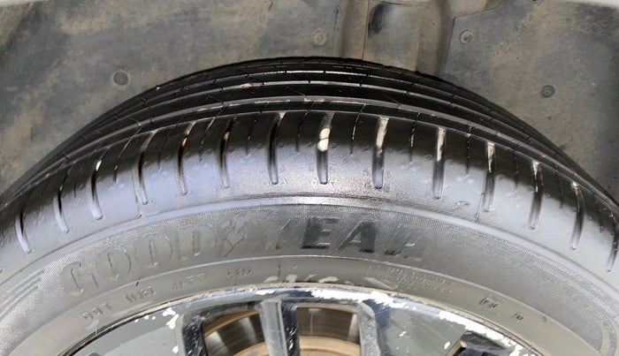 2021 MG HECTOR PLUS SELECT 2.0 DIESEL TURBO MT 7-STR, Diesel, Manual, 72,419 km, Left Rear Tyre Tread