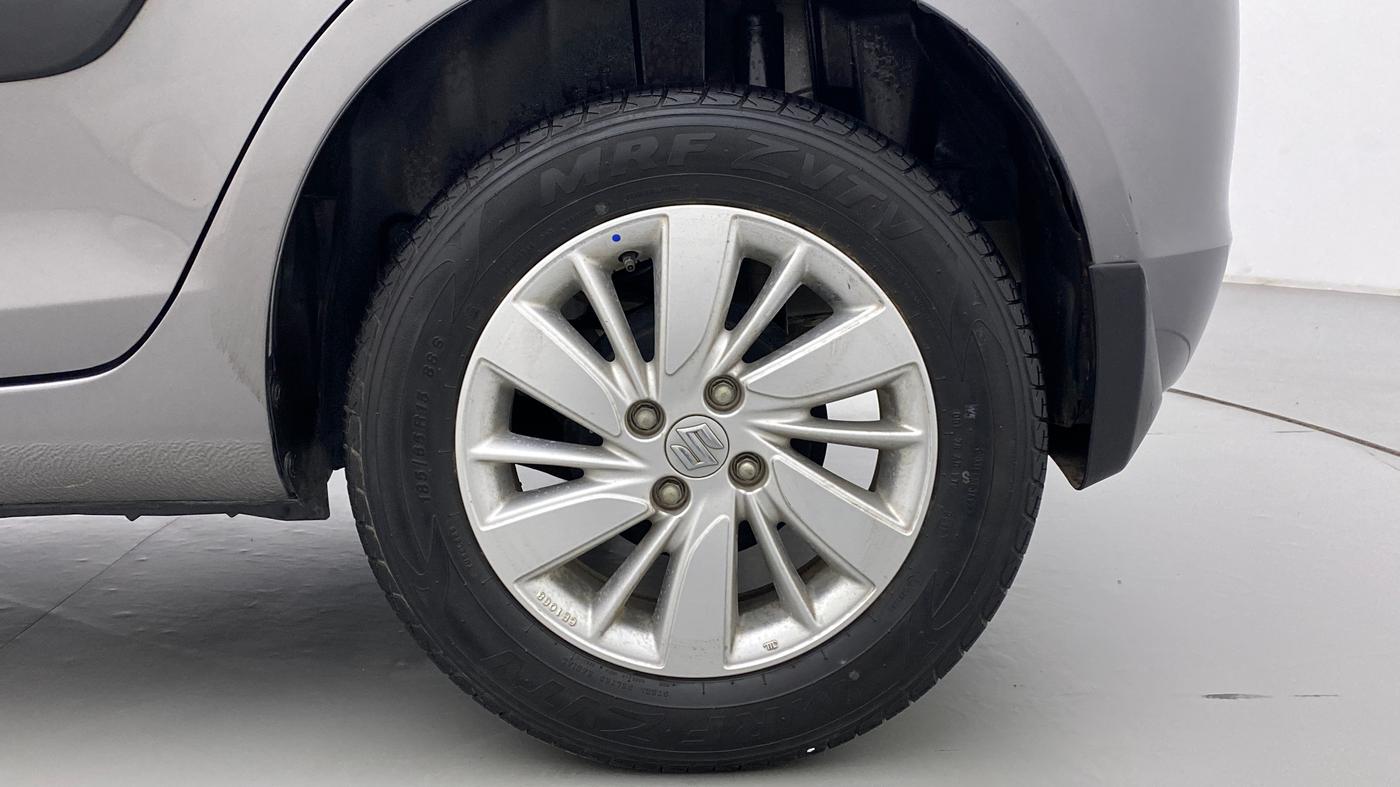 2017 Maruti Swift ZXI D, Petrol, Manual, 51,579 km, Left Rear Wheel
