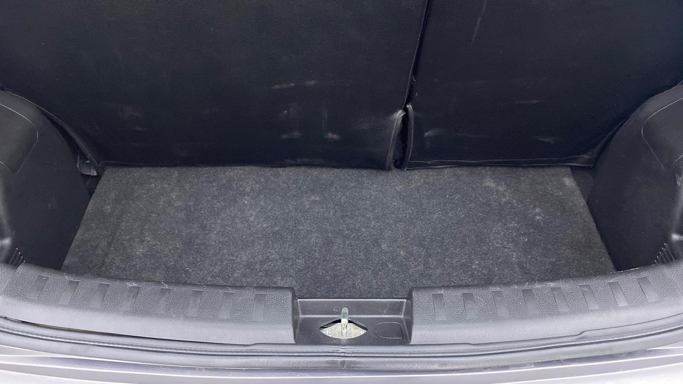2017 Maruti Swift ZXI D, Petrol, Manual, 51,579 km, Boot Inside