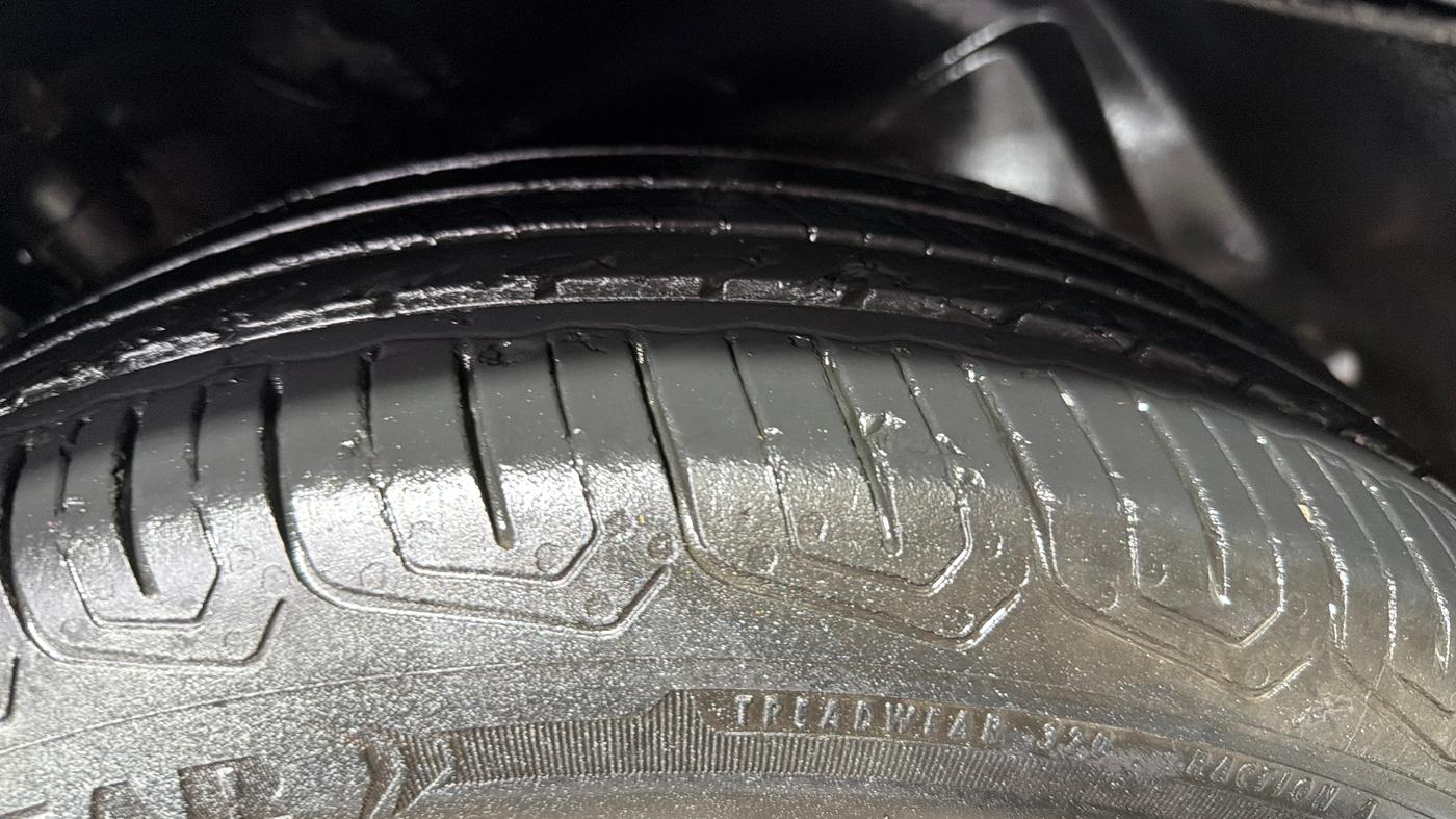 2022 Tata ALTROZ XT PETROL, Petrol, Manual, 54,918 km, Right Front Tyre Tread