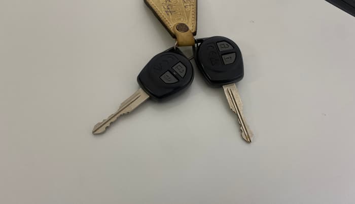 2019 Maruti Swift VXI AMT, Petrol, Automatic, 26,116 km, Key Close Up
