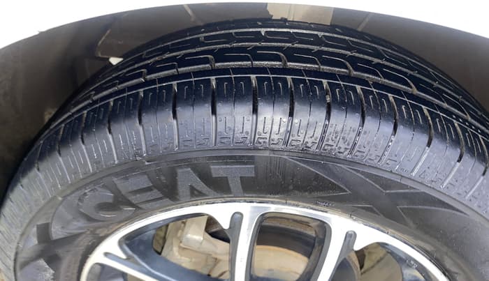2019 Maruti Swift VXI AMT, Petrol, Automatic, 26,116 km, Left Front Tyre Tread