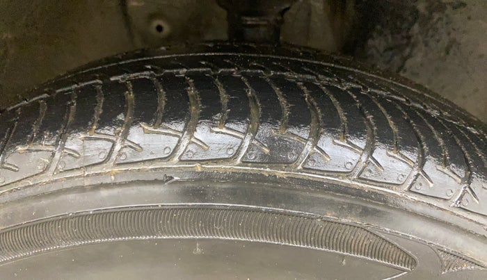 2021 Maruti New Wagon-R VXI (O) 1.2 AMT, Petrol, Automatic, 36,654 km, Right Front Tyre Tread