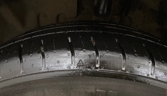 2014 Ford Ecosport TREND 1.5L PETROL, Petrol, Manual, 70,264 km, Left Front Tyre Tread