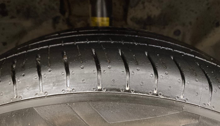 2014 Ford Ecosport TREND 1.5L PETROL, Petrol, Manual, 70,264 km, Right Front Tyre Tread