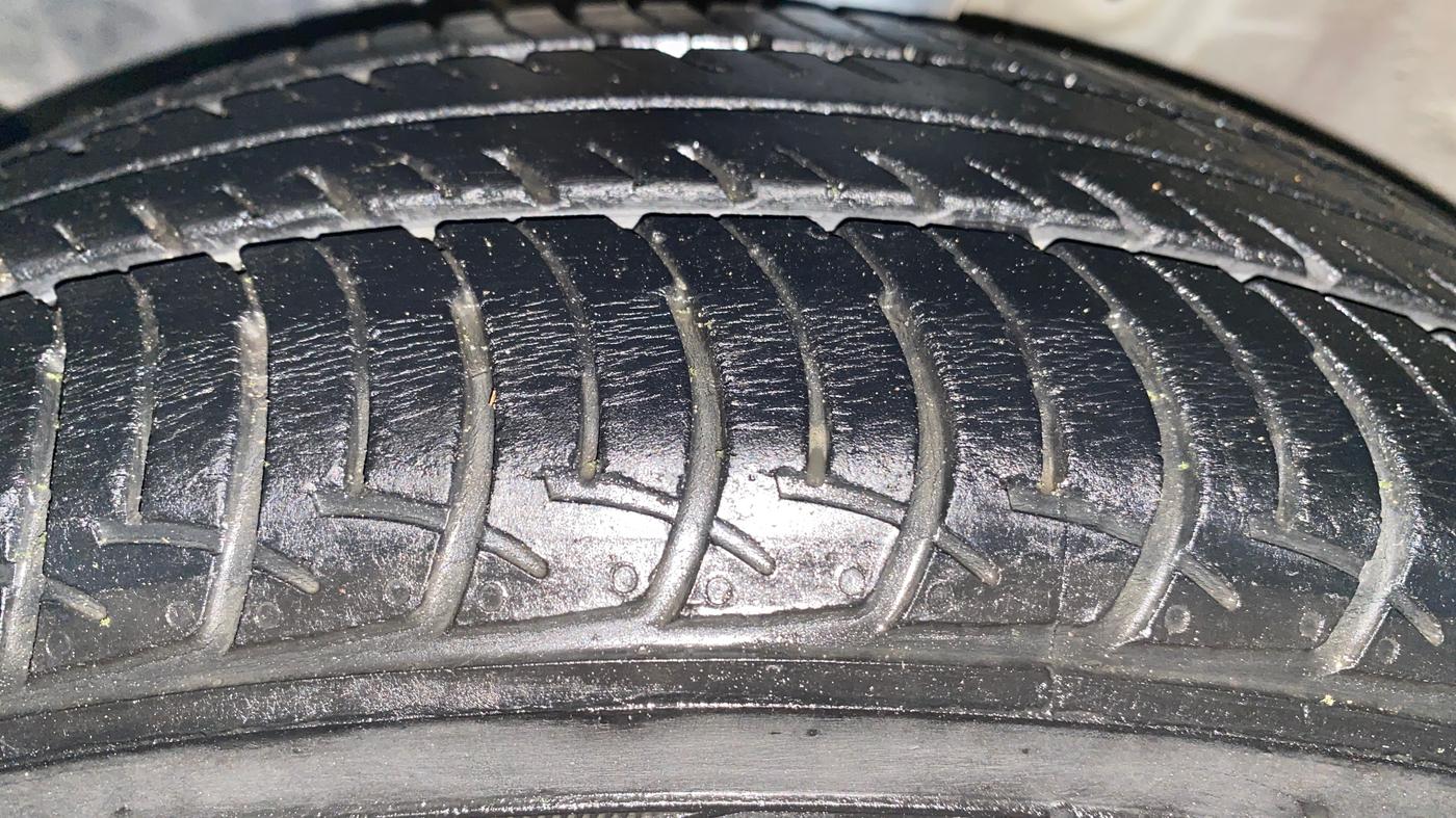 2019 Maruti New Wagon-R VXI 1.2, Petrol, Manual, 44,150 km, Left Front Tyre Tread