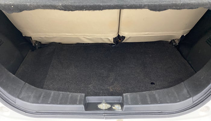 2018 Maruti Wagon R 1.0 VXI, Petrol, Manual, 48,773 km, Boot Inside