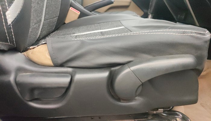 2015 Honda City 1.5L I-VTEC VX CVT, Petrol, Automatic, 1,05,614 km, Driver Side Adjustment Panel