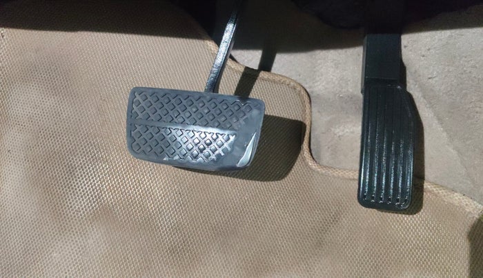 2015 Honda City 1.5L I-VTEC VX CVT, Petrol, Automatic, 1,05,614 km, Pedals