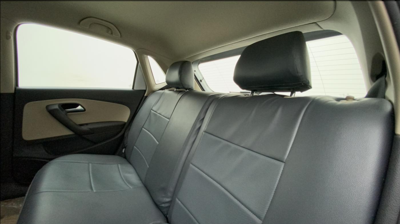 2013 Volkswagen Polo HIGHLINE1.2L, Petrol, Manual, 17,504 km, Right Side Rear Door Cabin