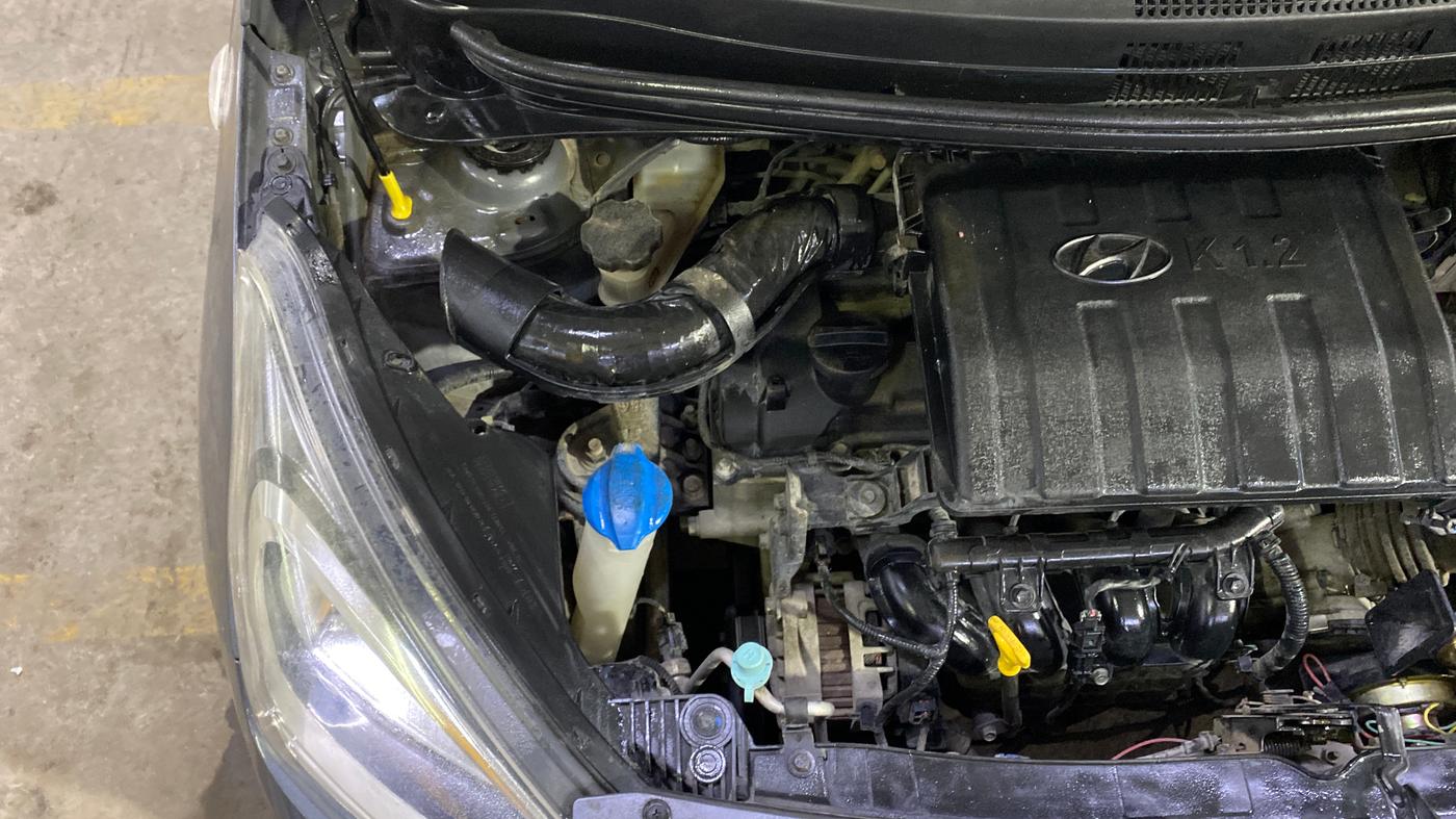 2018 Hyundai Xcent E+, Petrol, Manual, 60,248 km, Engine View - Right