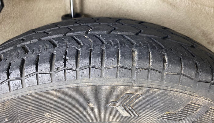 2011 Maruti Ritz LXI, Petrol, Manual, 42,484 km, Right Rear Tyre Tread