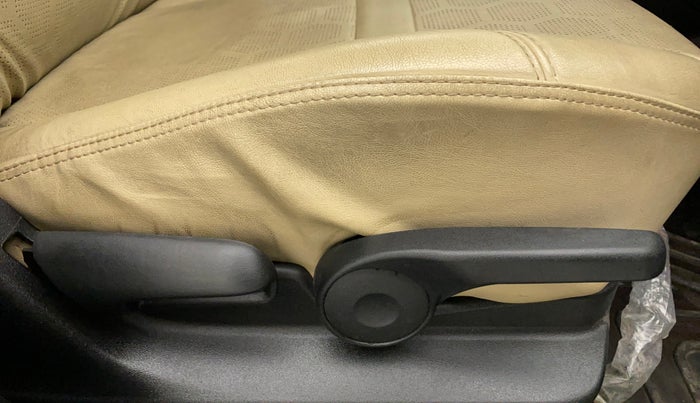 2021 Toyota URBAN CRUISER PREMIUM GRADE AT, Petrol, Automatic, 23,766 km, Driver Side Adjustment Panel