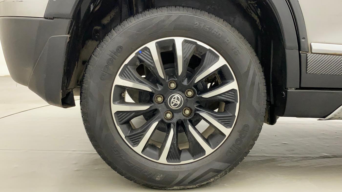 2021 Toyota URBAN CRUISER PREMIUM GRADE AT, Petrol, Automatic, 23,766 km, Right Rear Wheel