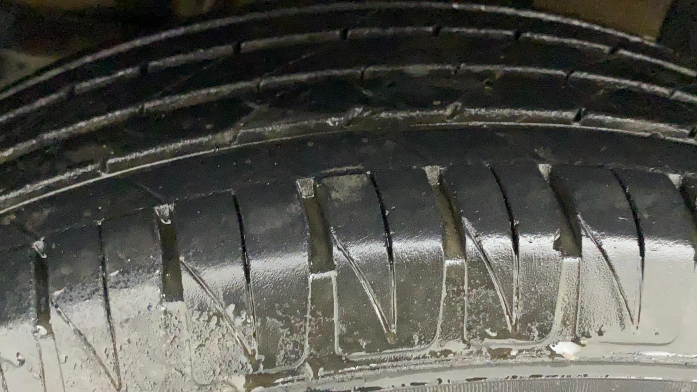 2021 Toyota URBAN CRUISER PREMIUM GRADE AT, Petrol, Automatic, 23,766 km, Left Front Tyre Tread