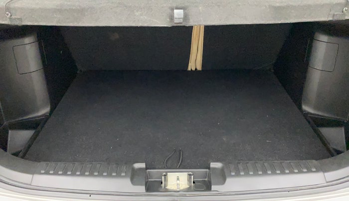 2021 Toyota URBAN CRUISER PREMIUM GRADE AT, Petrol, Automatic, 23,766 km, Boot Inside