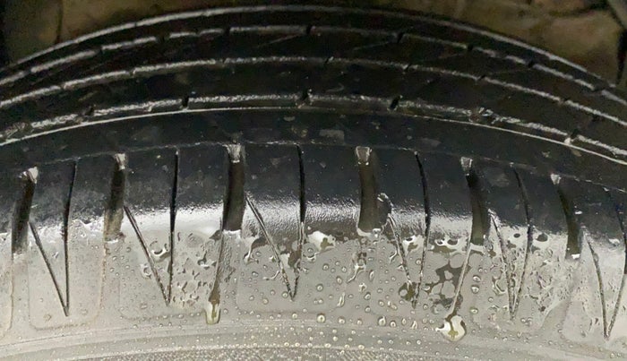 2021 Toyota URBAN CRUISER PREMIUM GRADE AT, Petrol, Automatic, 23,766 km, Right Front Tyre Tread