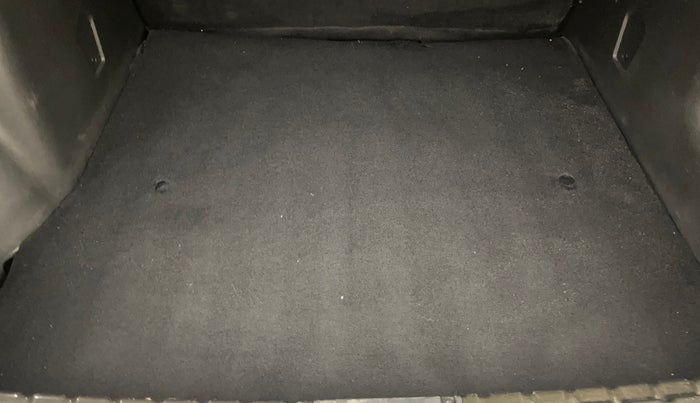 2021 Renault Duster RXZ 1.3 TURBO PETROL MT, Petrol, Manual, 1,12,040 km, Boot Inside