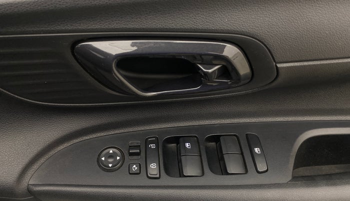 2021 Hyundai NEW I20 SPORTZ 1.2 AT, Petrol, Automatic, 21,650 km, Driver Side Door Panels Control