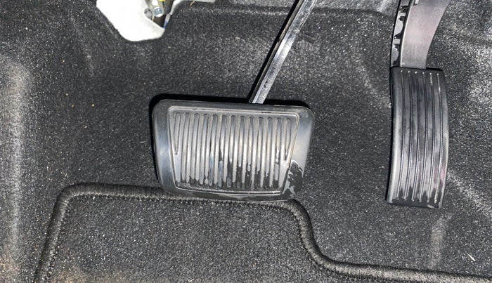 2021 Hyundai NEW I20 SPORTZ 1.2 AT, Petrol, Automatic, 21,650 km, Pedals