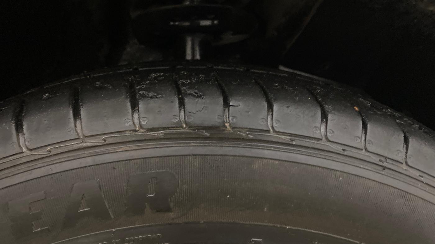 2019 MG HECTOR SHARP 1.5 DCT PETROL, Petrol, Automatic, 87,178 km, Right Front Tyre Tread