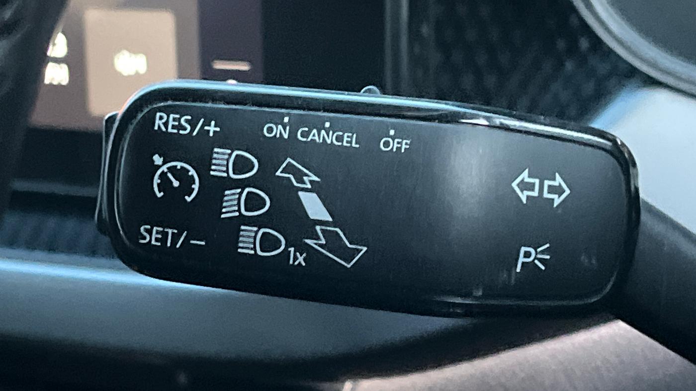 2021 Skoda KUSHAQ AMBITION 1.0L TSI AT, Petrol, Automatic, 91,579 km, Adaptive Cruise Control