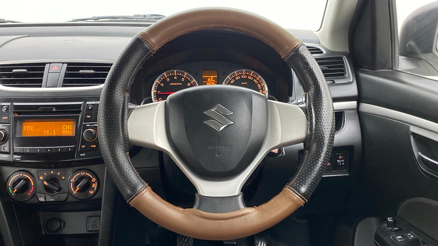2017 Maruti Swift VXI O, Petrol, Manual, 16,870 km, Steering Wheel Close Up